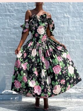⭐️Vintage Expo Garden Party Floral Print Dress⭐️